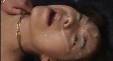 sex viện nam Chị gái fucked trên chiếc ghế dài. sex đồng tính