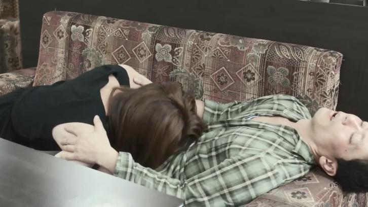 shen qiao sex Chăm sóc vợ và con gái anh trai sau khi anh ấy mất sớm vì bệnh